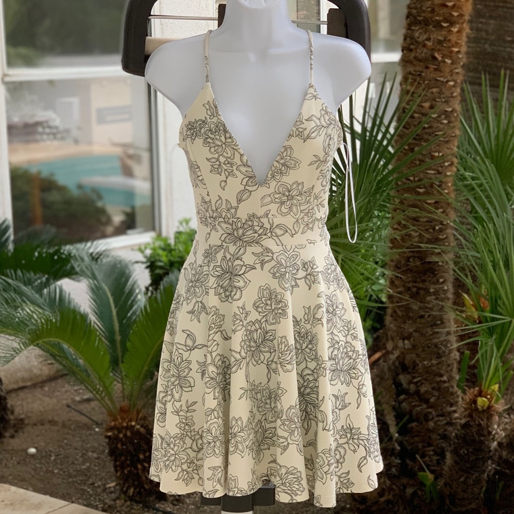 Flower Dress with Lace Back